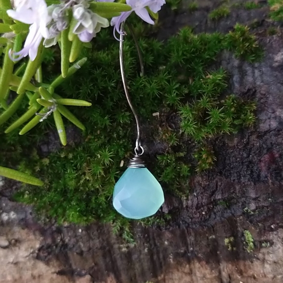 Aqua blue Chalcedony 925 Sterling Silver earrings - Picture 5 of 5